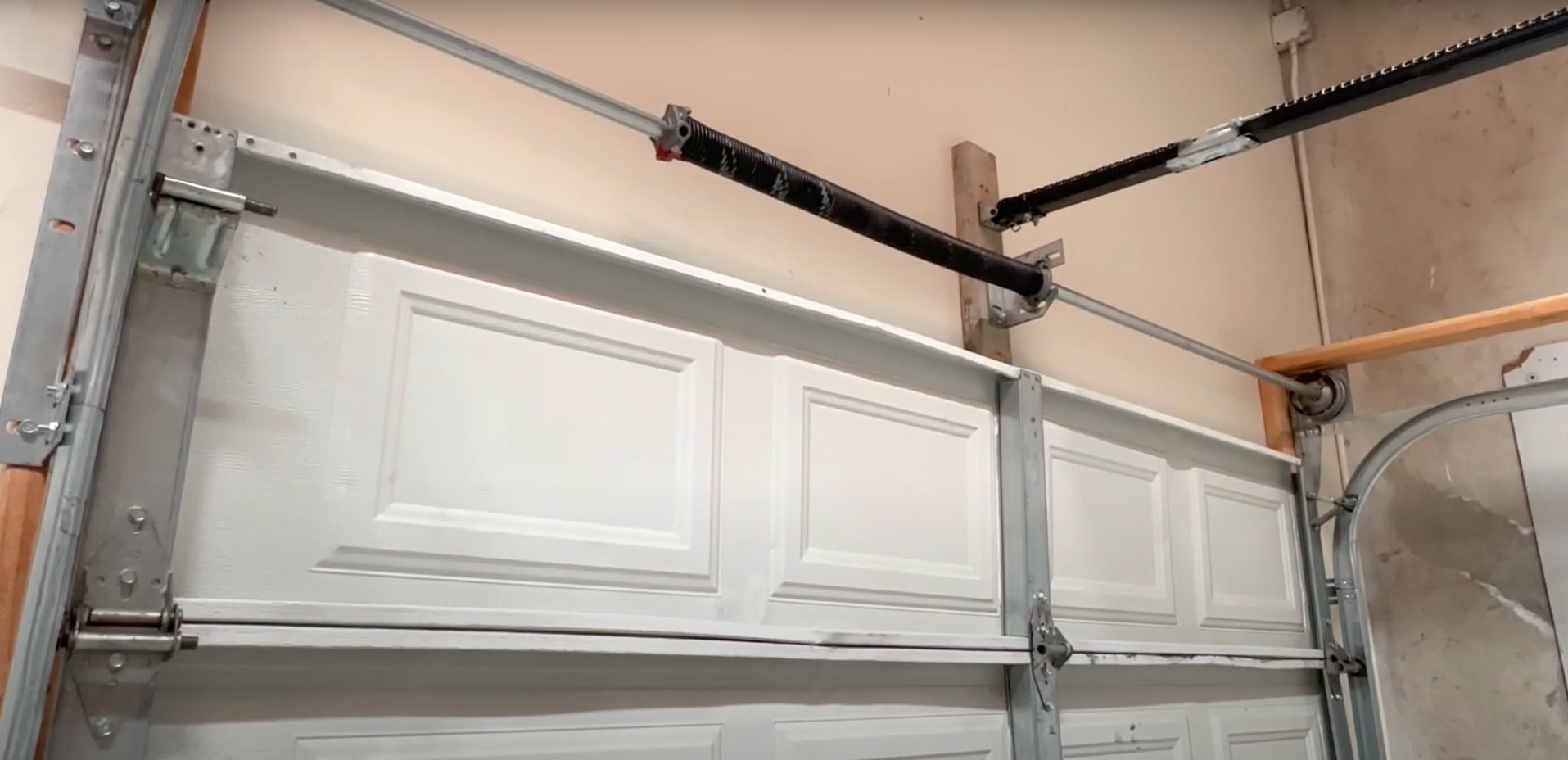 Garage Door Spring Replacement: A Step-by-Step Guide
